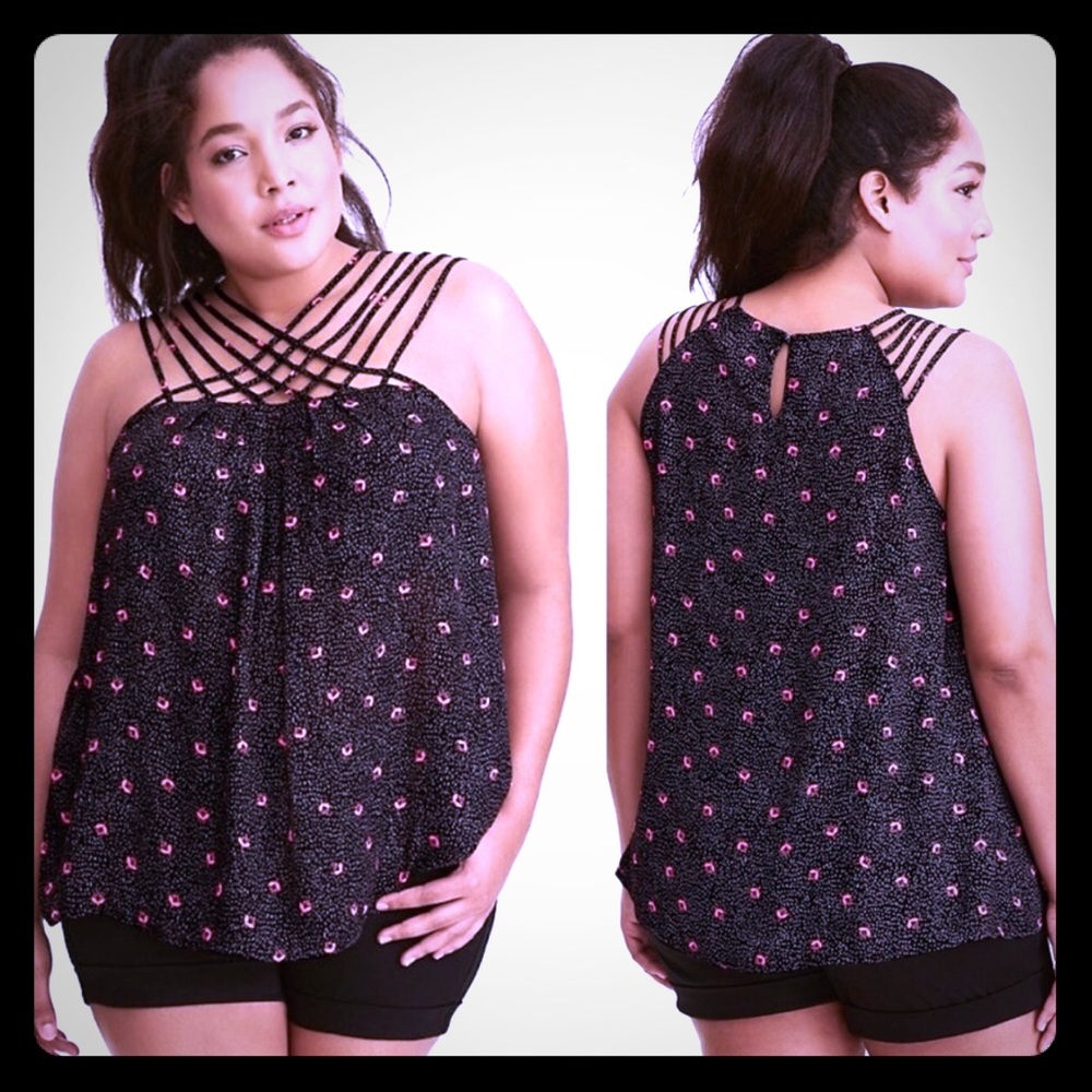 TORRID BLACK TOP WITH GORGEOUS STRAPS SIZE 3X